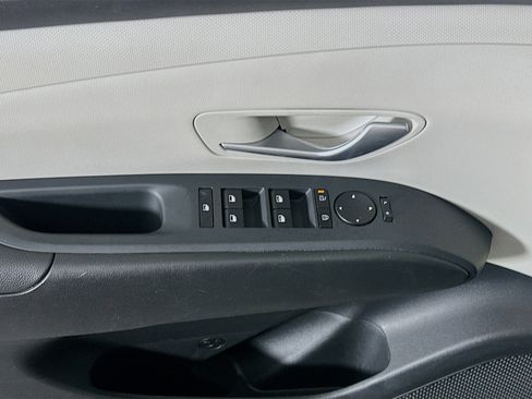 Used 2025 Hyundai Tucson SEL image 15