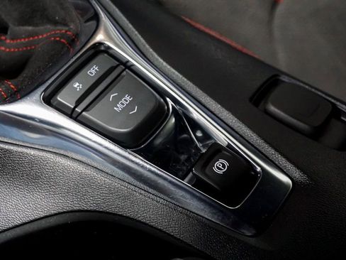 Used 2021 Chevrolet Camaro ZL1 image 23