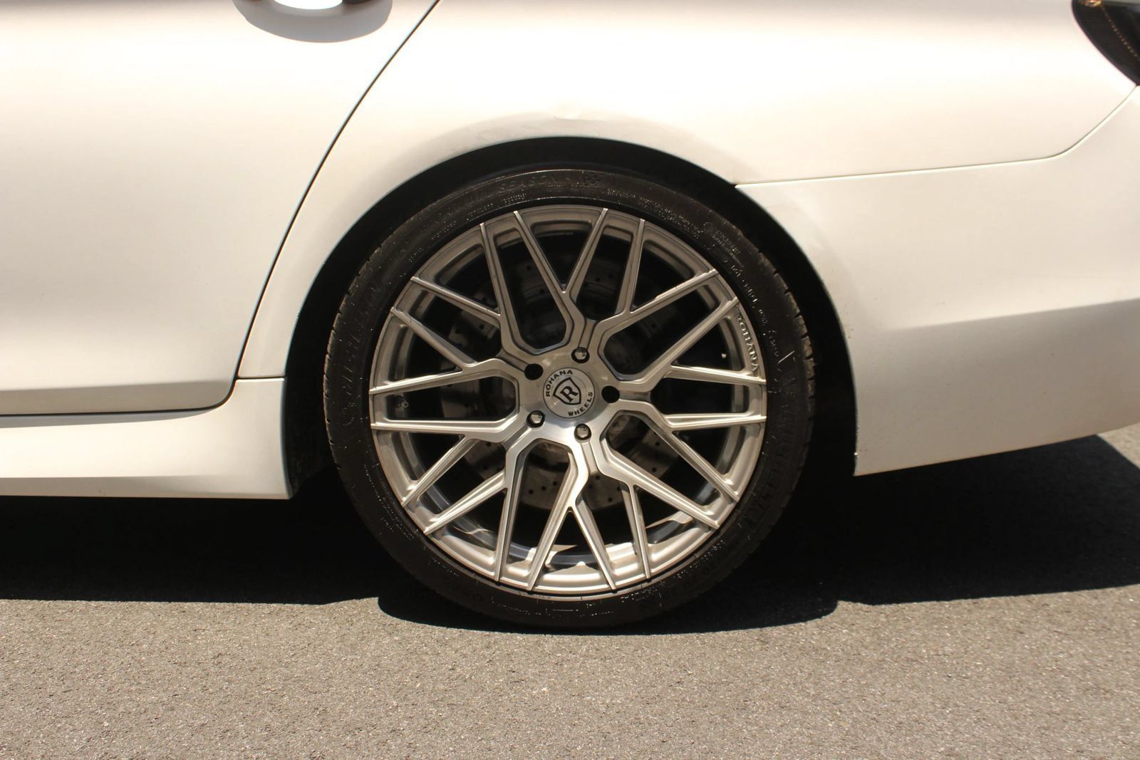 Used 2013 BMW M5 RWD image 10
