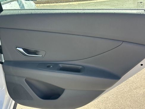 New 2026 Hyundai Elantra Sport FWD image 17