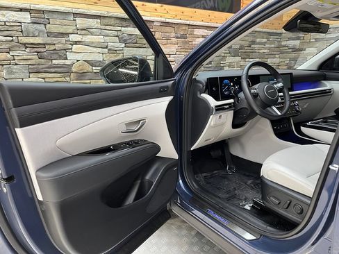 Used 2025 Hyundai Tucson Limited AWD/4WD image 50