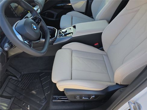 New 2026 BMW X3 xDrive30 w/ Convenience Package image 24