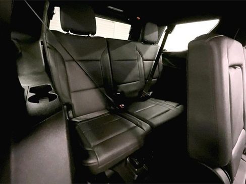 Used 2021 Chevrolet Tahoe Z71 w/ Luxury Package image 29