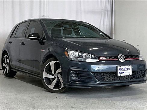Used 2021 Volkswagen Golf 4-Door image 1