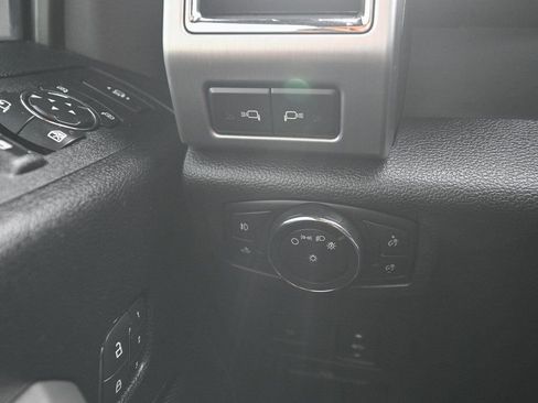 Used 2017 Ford F250 Platinum w/ Platinum Ultimate Package image 41