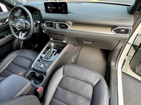 Certified 2025 MAZDA CX-5 Signature image 10