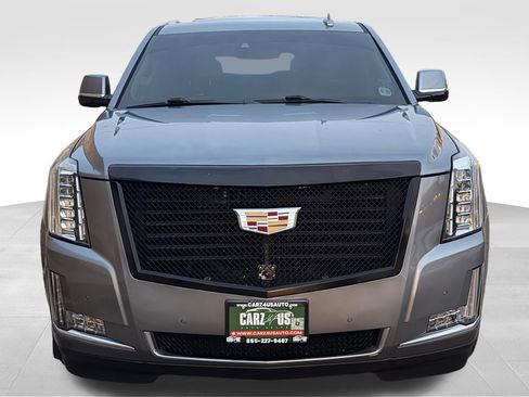 Used 2018 Cadillac Escalade Premium Luxury image 2