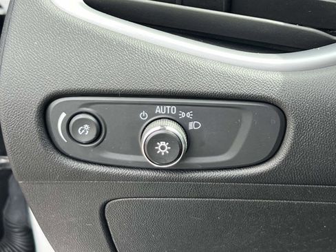 Used 2023 Chevrolet Malibu LT FWD image 21