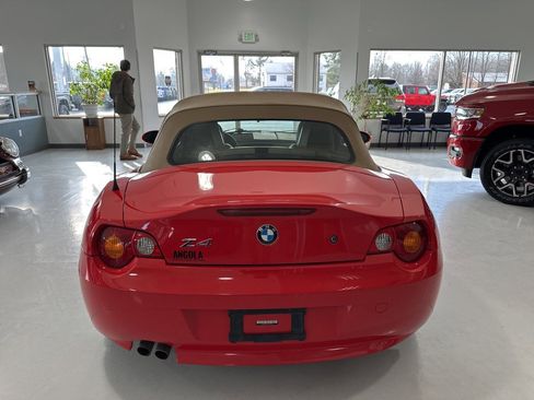 Used 2003 BMW Z4 2.5i image 6