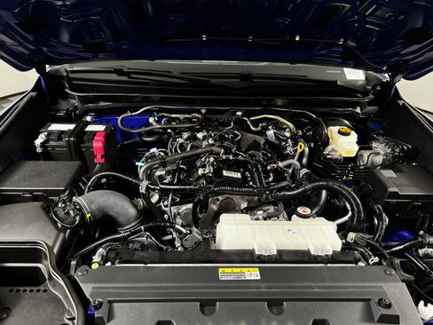 Certified 2025 Toyota Tacoma TRD Sport AWD/4WD image 9