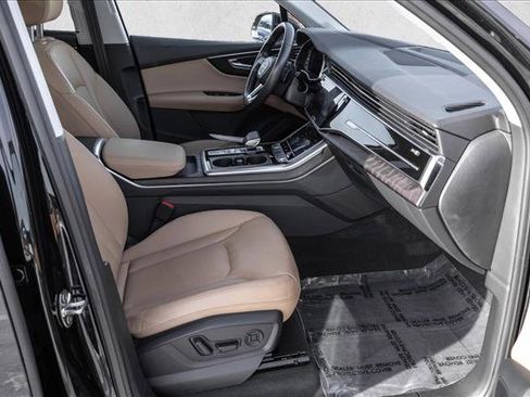 Used 2021 Audi Q7 3.0T Prestige w/ Prestige Package image 27