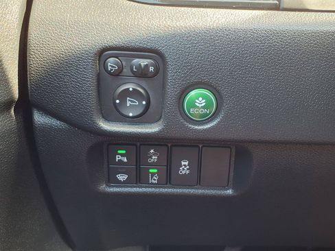 Used 2025 Honda Passport Black Edition image 12