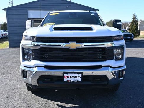 Used 2025 Chevrolet Silverado 2500 LT w/ Safety Package image 12
