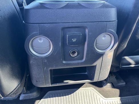 Used 2013 Ford F350 Lariat image 22