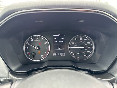 Used 2025 Subaru Outback AWD/4WD image 22