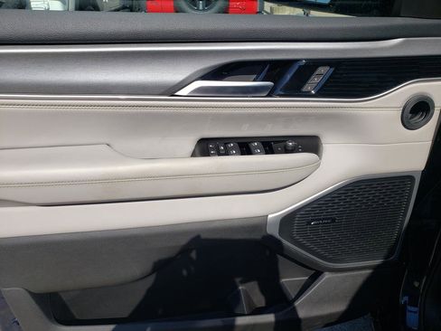 New 2026 Jeep Grand Wagoneer 4WD image 11