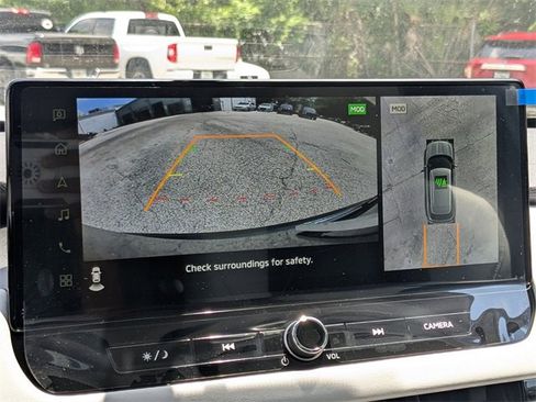 New 2025 Mitsubishi Outlander SE image 21