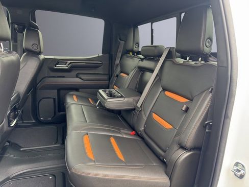 Used 2022 GMC Sierra 1500 AT4 w/ AT4 Premium Package image 21