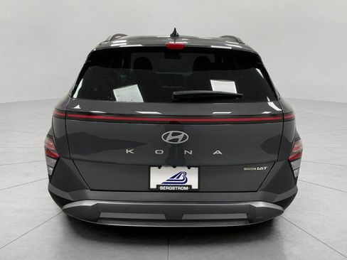 New 2026 Hyundai Kona SEL Premium AWD/4WD image 4