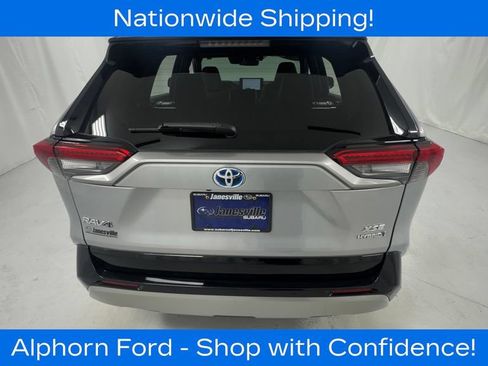 Used 2024 Toyota RAV4 XSE w/ Advanced Technology Package AWD/4WD image 4