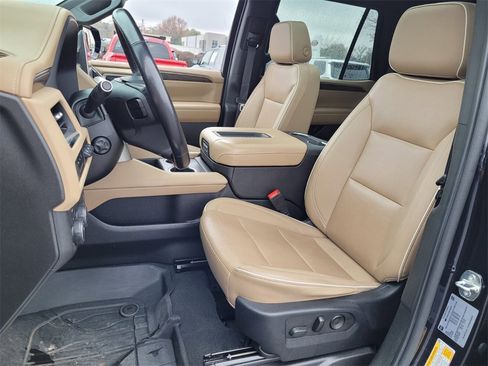 Used 2023 Chevrolet Tahoe Premier image 5