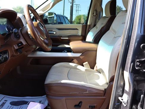 Used 2019 RAM 3500 Laramie image 10