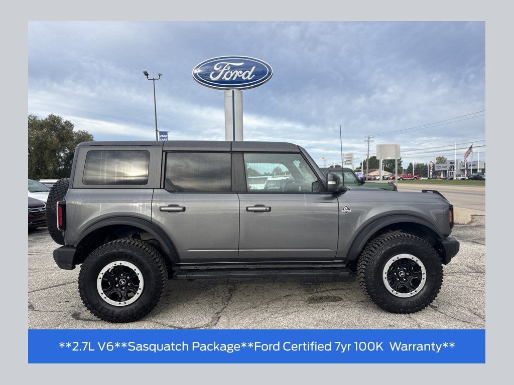 Used 2024 Ford Bronco Outer Banks w/ Sasquatch Package AWD/4WD image 1