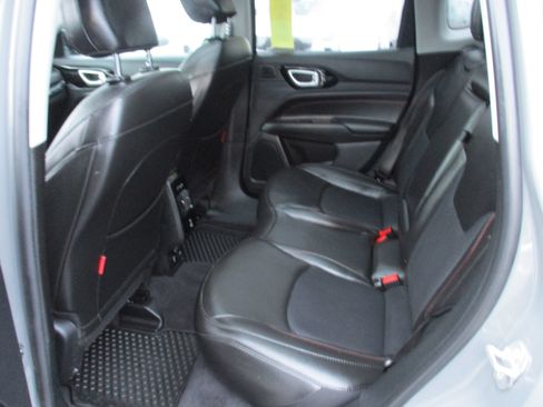 Certified 2022 Jeep Compass Trailhawk w/ Sun and Sound Group image 13