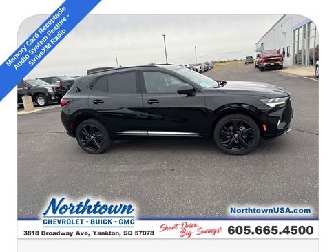 Used 2022 Buick Envision Essence w/ Technology Package I image 4