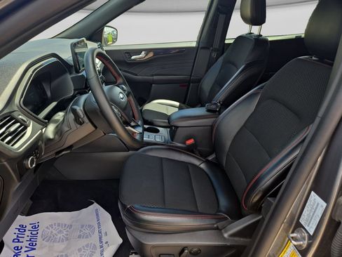 Used 2025 Ford Escape ST-Line AWD/4WD image 14