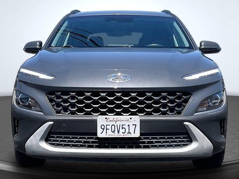 Used 2023 Hyundai Kona SEL w/ Convenience Package FWD image 3
