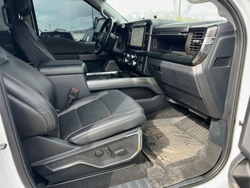 Used 2023 Ford F250 Lariat w/ Lariat Ultimate Package image 18