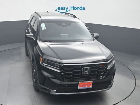 New 2025 Honda Pilot TrailSport image 20