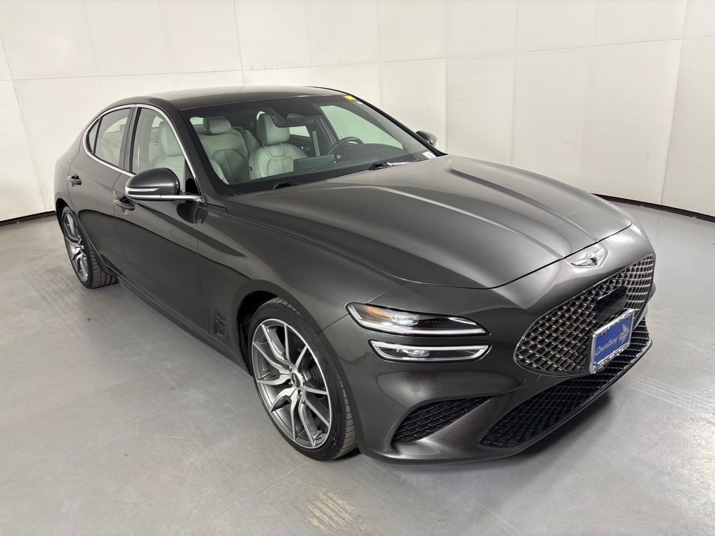 Used 2023 Genesis G70 2.0T RWD image 2
