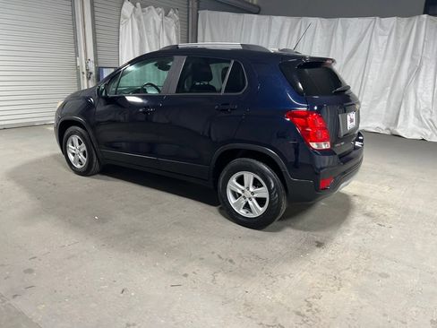 Used 2022 Chevrolet Trax LT w/ Driver Confidence Package AWD/4WD image 5