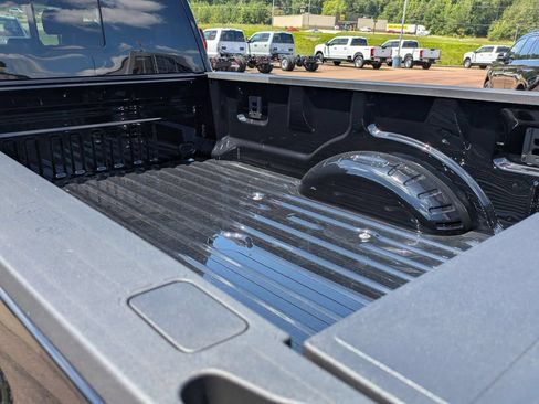New 2026 Ford F350 Platinum w/ FX4 Off-Road Package AWD/4WD image 7