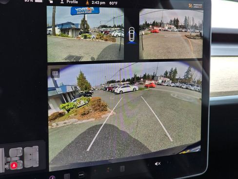 Used 2023 Tesla Model Y Long Range image 30