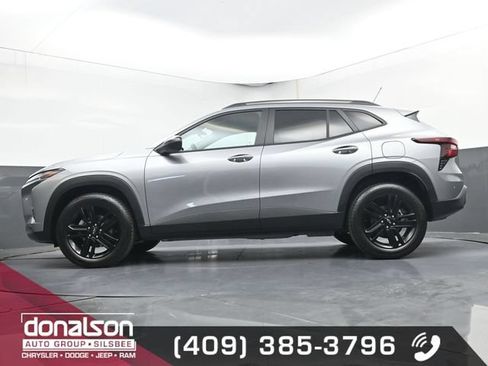 Used 2026 Chevrolet Trax ACTIV w/ Sunroof Package FWD image 14