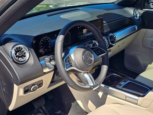 New 2026 Mercedes-Benz GLB 250 4MATIC image 12