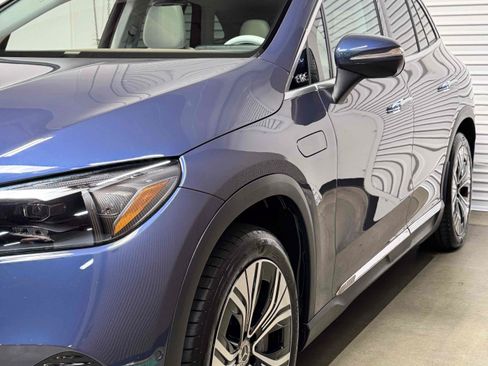 Used 2023 Mercedes-Benz EQE 350+ 4MATIC SUV w/ Exclusive Trim Package image 13
