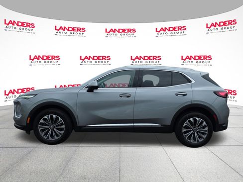 Used 2025 Buick Envision Preferred AWD/4WD image 6