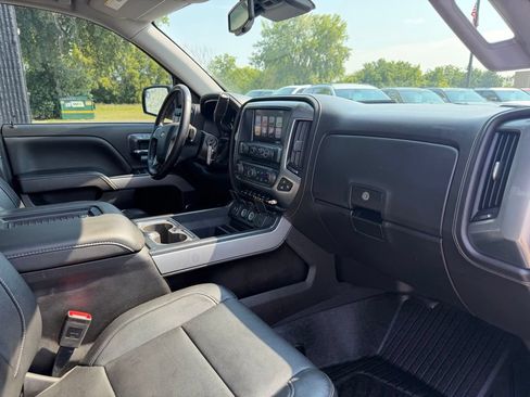 Used 2018 Chevrolet Silverado 1500 LTZ Z71 w/ LTZ Plus Package AWD/4WD image 30