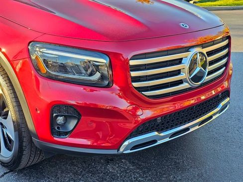 New 2026 Mercedes-Benz GLB 250 4MATIC image 3