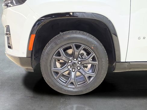 New 2026 Jeep Grand Wagoneer Limited w/ Premium Group II AWD/4WD image 10