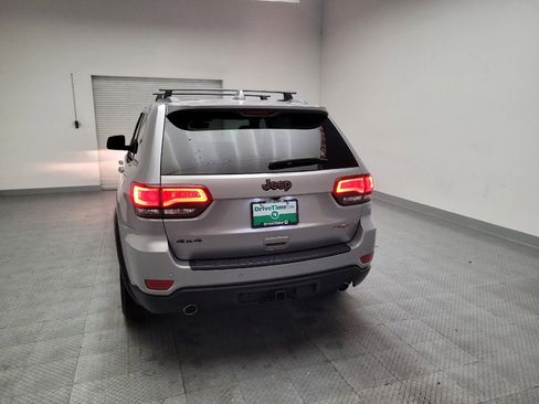 Used 2020 Jeep Grand Cherokee Trailhawk AWD/4WD image 6