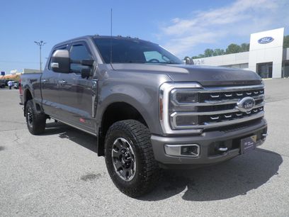 Certified 2024 Ford F350 Platinum w/ Tremor Off-Road Package