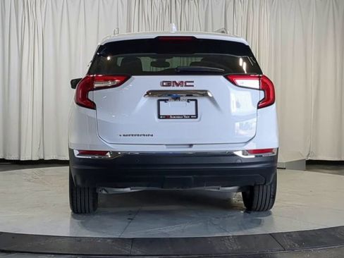 Used 2024 GMC Terrain SLT w/ Infotainment Package II FWD image 7