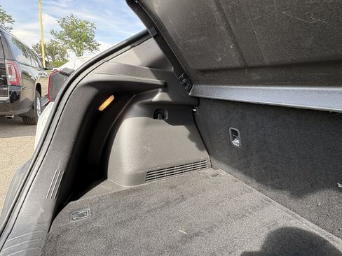 Used 2021 Hyundai Kona SEL Plus w/ Cargo Package FWD image 30