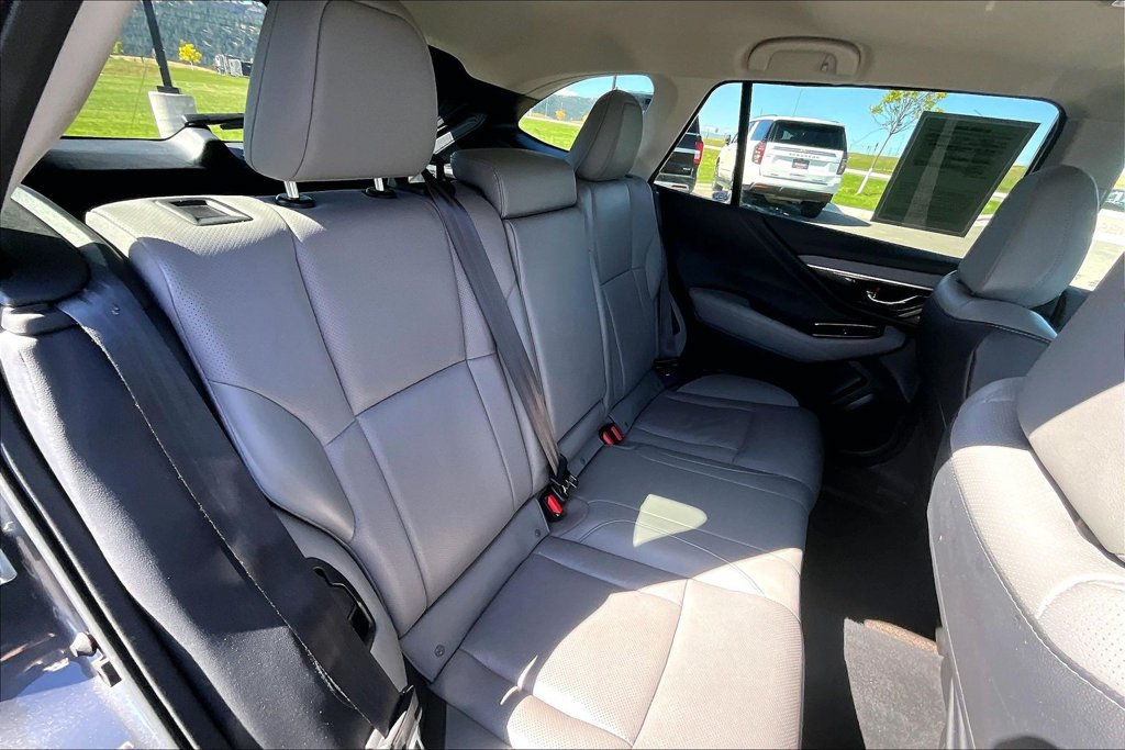 Used 2023 Subaru Outback Limited XT AWD/4WD image 27