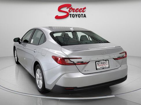 Certified 2025 Toyota Camry LE w/ Convenience Package image 2